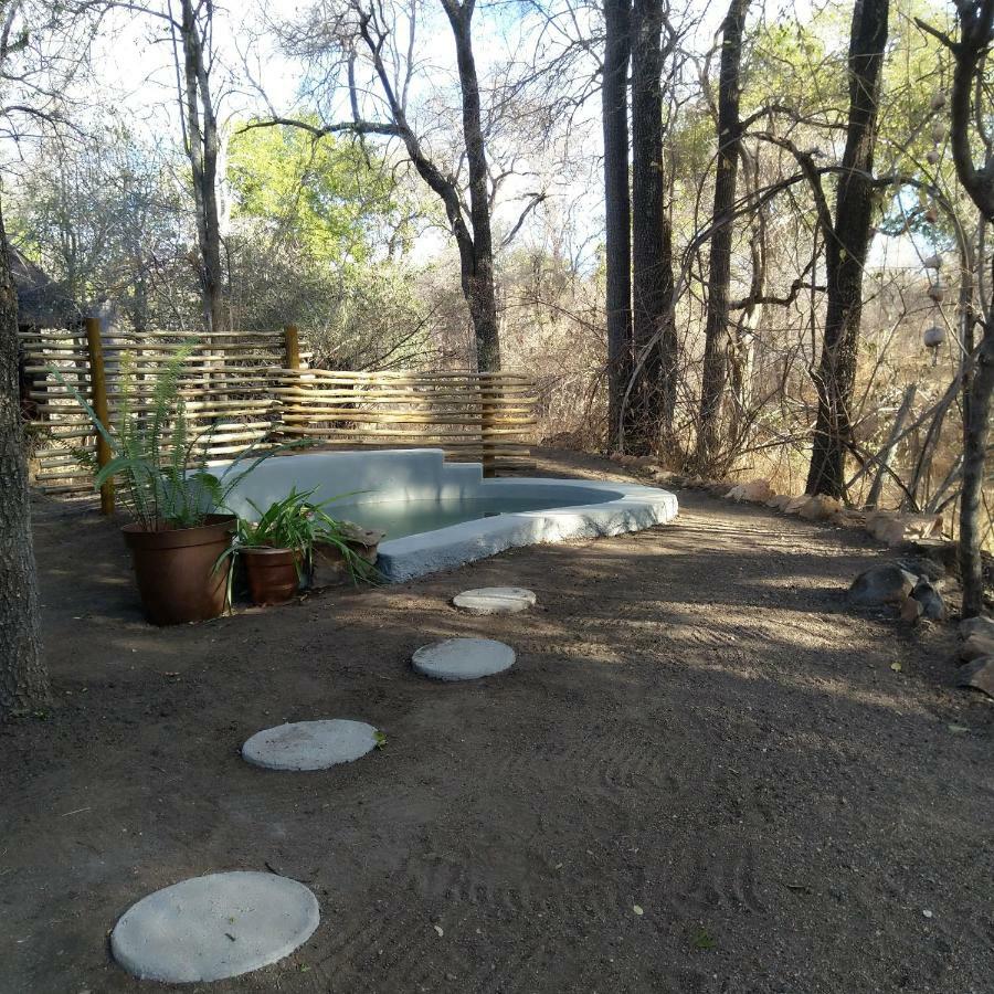 הודספרויט Off Beat Safaris Bush Lodge מראה חיצוני תמונה